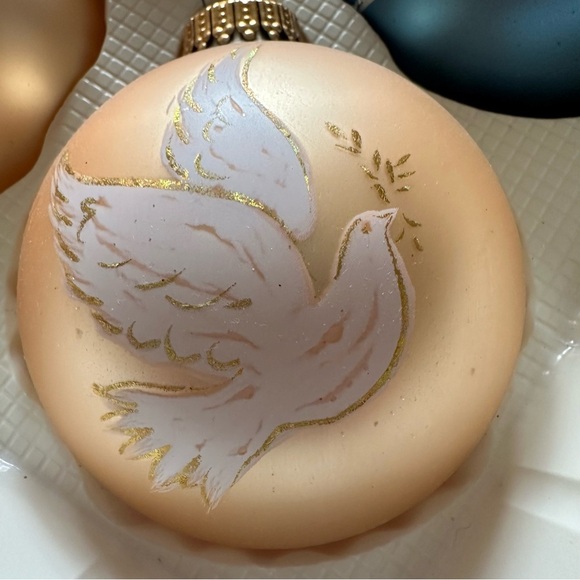 Vintage Set 4 Christmas By Krebs Blue Gold Glitter Glass Ball Ornaments Crowns - Picture 3 of 11